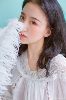 女囚701号